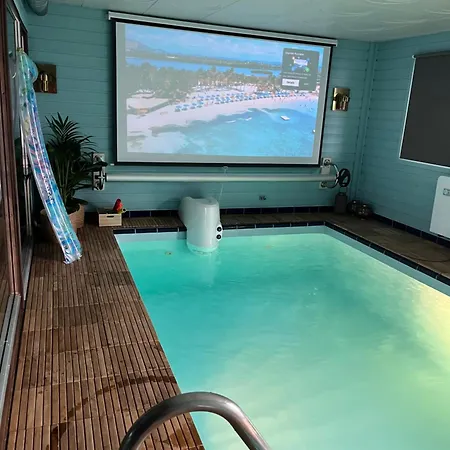 Апартаменты Enjoy And Swim Осло